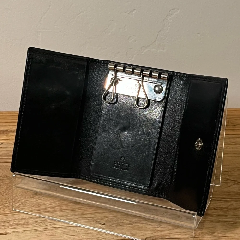 Authentic Gucci 6 Key 🔑 Wallet Black Leather